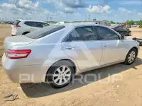 2010 Toyota CAMRY фото