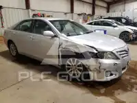 2010 Toyota CAMRY фото