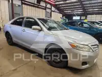 2010 Toyota CAMRY фото