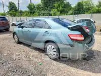 2010 Toyota CAMRY фото