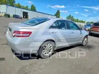 2010 Toyota CAMRY фото