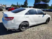 2010 Toyota CAMRY фото