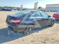 2010 Toyota CAMRY фото