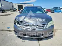 2010 Toyota CAMRY фото