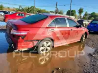 2010 Toyota CAMRY фото
