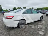 2010 Toyota CAMRY фото