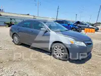 2010 Toyota CAMRY фото
