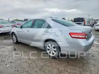2010 Toyota CAMRY фото