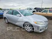 2010 Toyota CAMRY фото