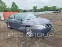 2010 Toyota CAMRY фото