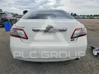 2010 Toyota CAMRY фото