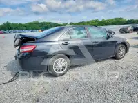 2010 Toyota CAMRY фото