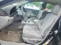 2010 Toyota CAMRY фото