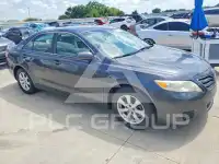 2010 Toyota CAMRY фото