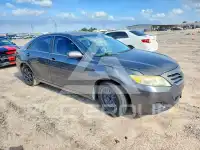 2010 Toyota CAMRY фото