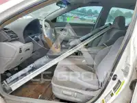 2010 Toyota CAMRY фото