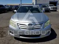 2010 Toyota CAMRY фото