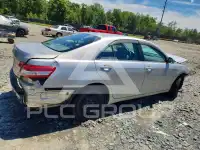 2010 Toyota CAMRY фото