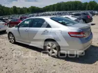 2010 Toyota CAMRY фото