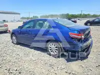 2010 Toyota CAMRY фото