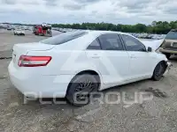 2010 Toyota CAMRY фото