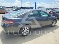 2010 Toyota CAMRY фото