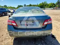 2010 Toyota CAMRY фото
