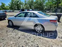 2010 Toyota CAMRY фото