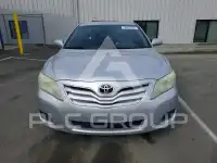 2010 Toyota CAMRY фото
