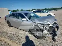 2010 Toyota CAMRY фото