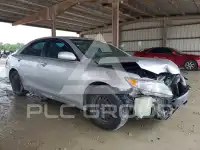 2010 Toyota CAMRY фото