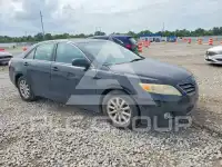 2010 Toyota CAMRY фото