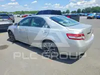 2010 Toyota CAMRY фото