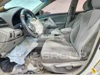 2010 Toyota CAMRY фото