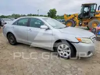 2010 Toyota CAMRY фото