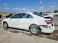 2010 Toyota CAMRY фото