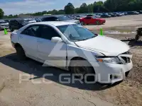 2010 Toyota CAMRY фото