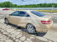 2010 Toyota CAMRY фото