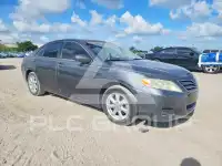 2010 Toyota CAMRY фото