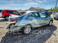 2010 Toyota CAMRY фото