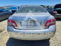 2010 Toyota CAMRY фото