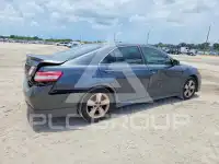 2010 Toyota CAMRY фото