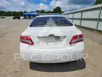 2010 Toyota CAMRY фото