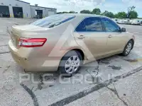 2010 Toyota CAMRY фото