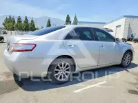 2010 Toyota CAMRY фото