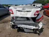 2010 Toyota CAMRY фото