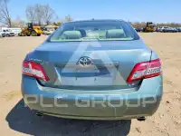 2010 Toyota CAMRY фото