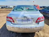 2010 Toyota CAMRY фото
