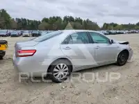 2010 Toyota CAMRY фото