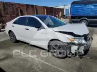 2010 Toyota CAMRY фото